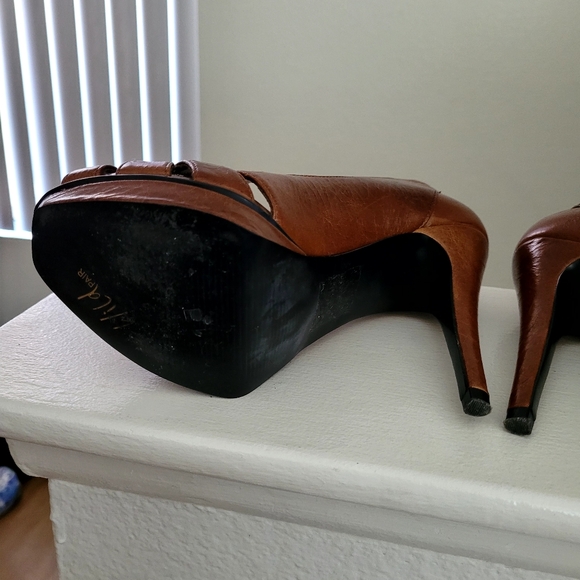 Wild Pair| Heels - Picture 3 of 12